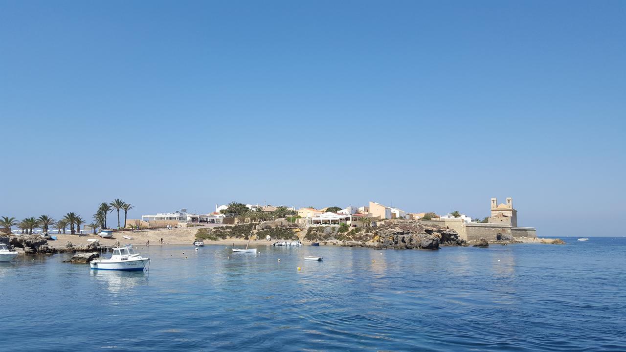 Hotel Isla Plana Tabarca Buitenkant foto